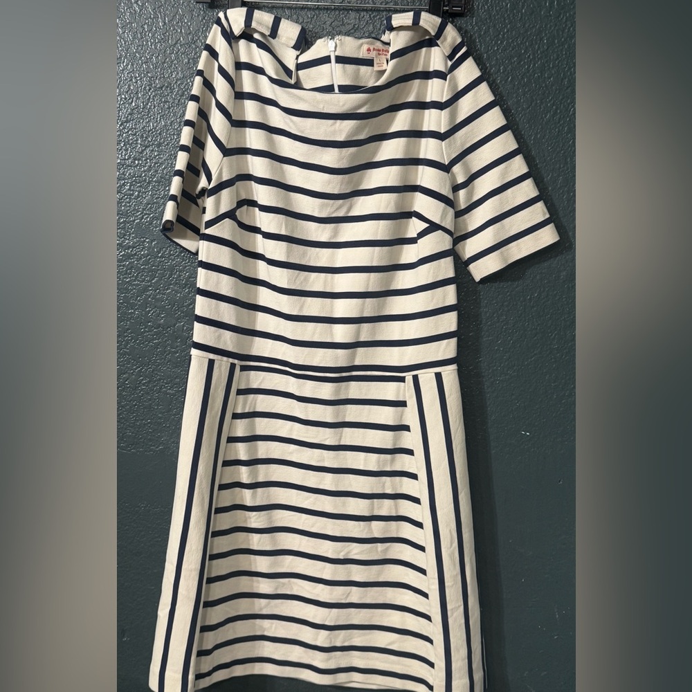 Brooks Brothers Red Fleece Navy and White Striped Dress Size L